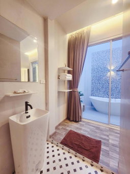Skyline Resort, Ban Khlong Bang Sao Thong, Thailand
