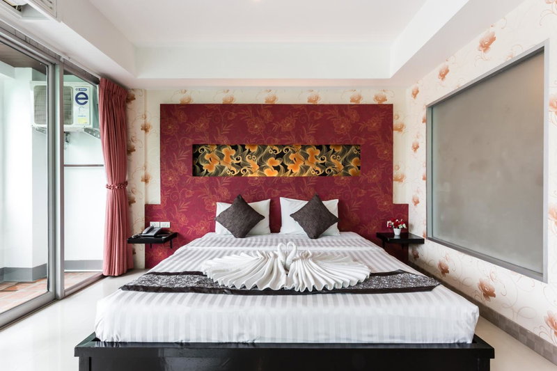 7Q Patong Beach Hotel, คาทุ, ประเทศไทย