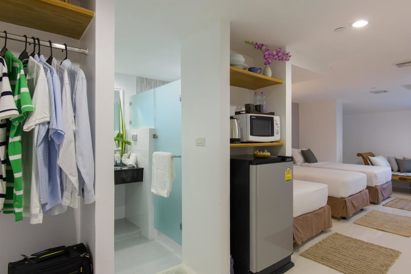 Sabai Sathorn Service Apartment, Маккасан, Таиланд