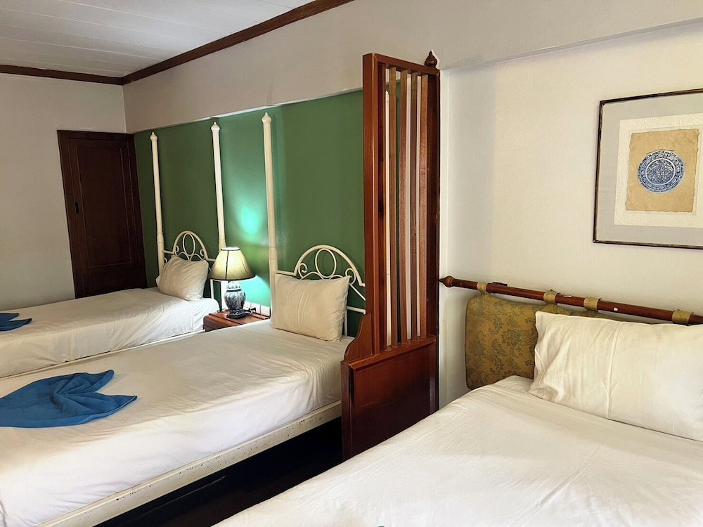โรงแรม · MW Krabi Beach Resort, Krabi