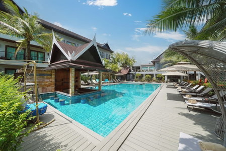 Howard Johnson by Wyndham Phuket Naiyang, คาทุ, ประเทศไทย
