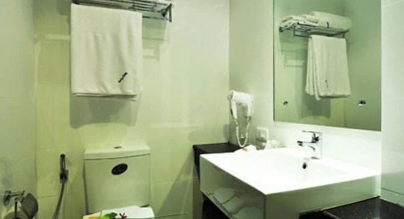 Lae Lay Suites, Ban Chalong, Thailand