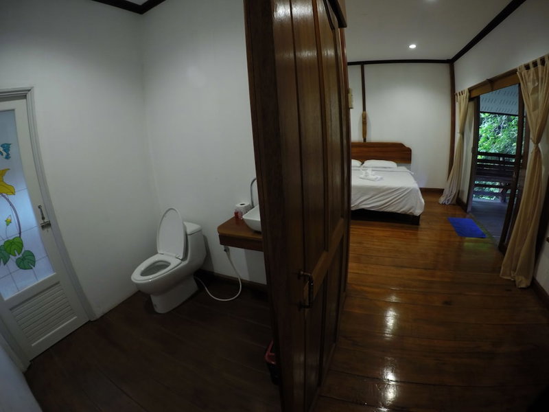 Baan Khao Sok Resort, Phanom, ประเทศไทย