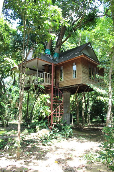 Baan Khao Sok Resort, Phanom, ประเทศไทย