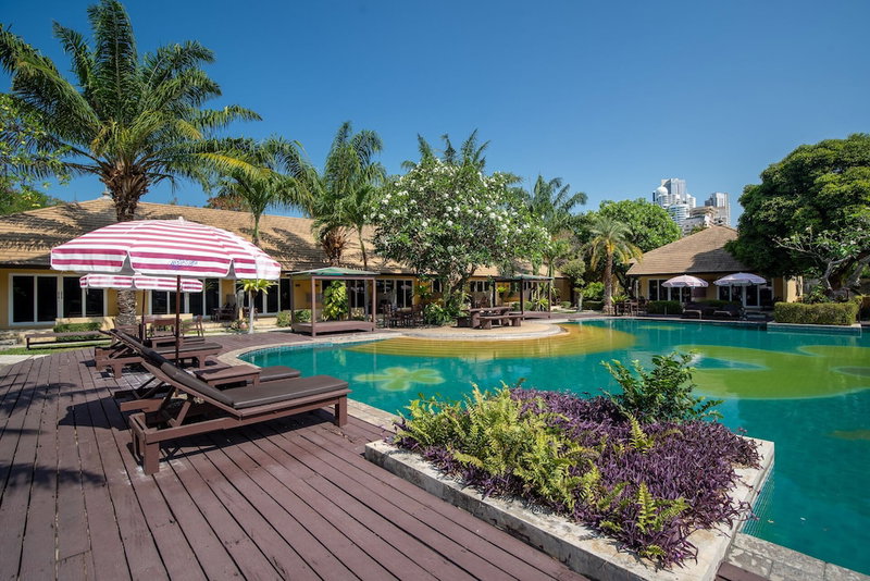 East Sea Paradise Hotel, พัทยา, ประเทศไทย