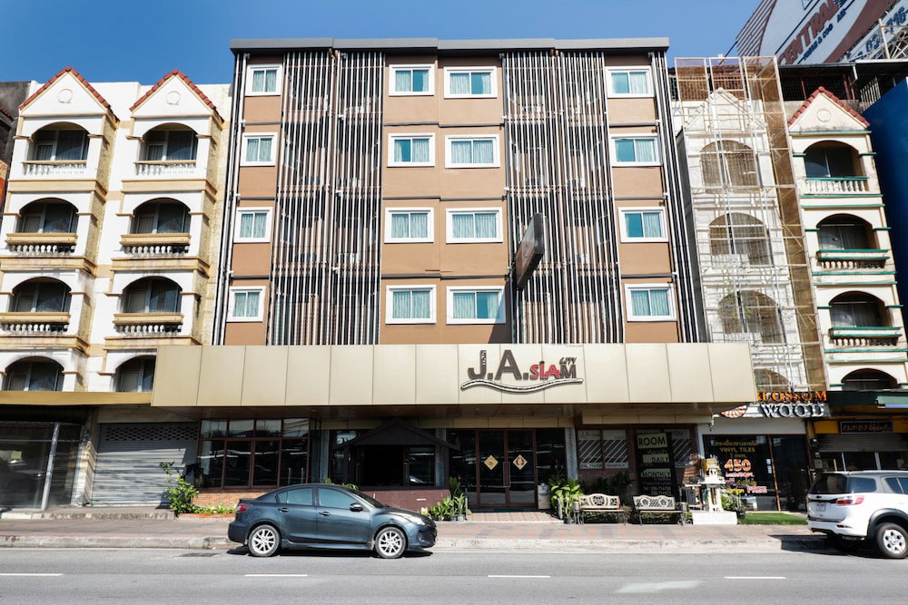 Hotel · Collection O JA Siam City, Pattaya