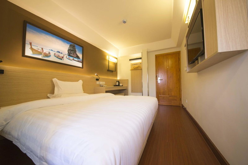 Chiang Roi 7 Days Inn, Chiang Mai, Thaïlande