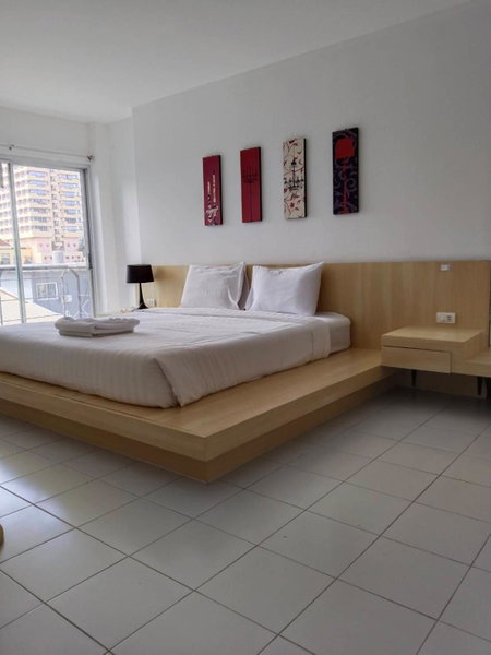 Urban Patong Residence, คาทุ, ประเทศไทย