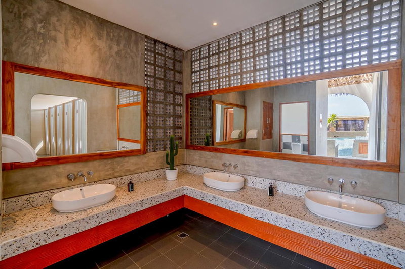 Roomates Beach Hostel Canggu by Ini Vie Hospitality, Kuta, Indonesia