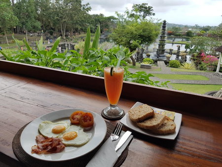 Tirta Ayu Hotel and Restaurant, Bedugul, Indonésie