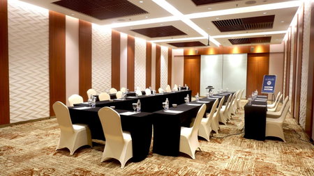 Avenzel Hotel & Convention Cibubur, Чилеунгсир, Индонезия