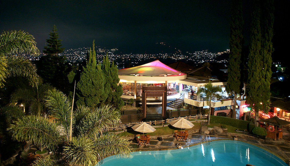 Purnama Hotel, Indonesien