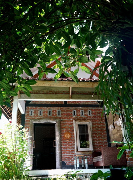 Al Sasaki, Selong, Indonesia