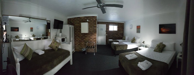 Coomera Motor Inn, Upper Coomera, Australia