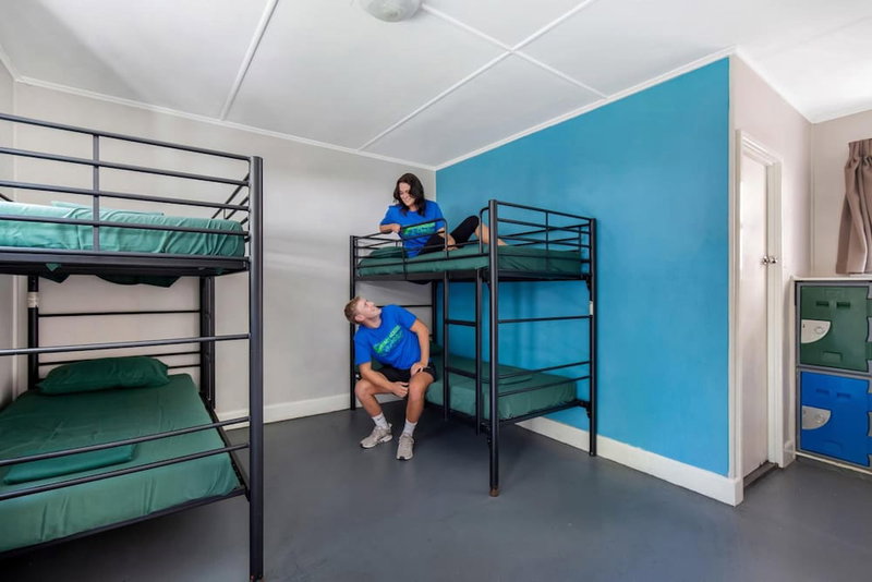 Backpackers In Paradise Resort - Hostel, Surfers Paradise, Australia