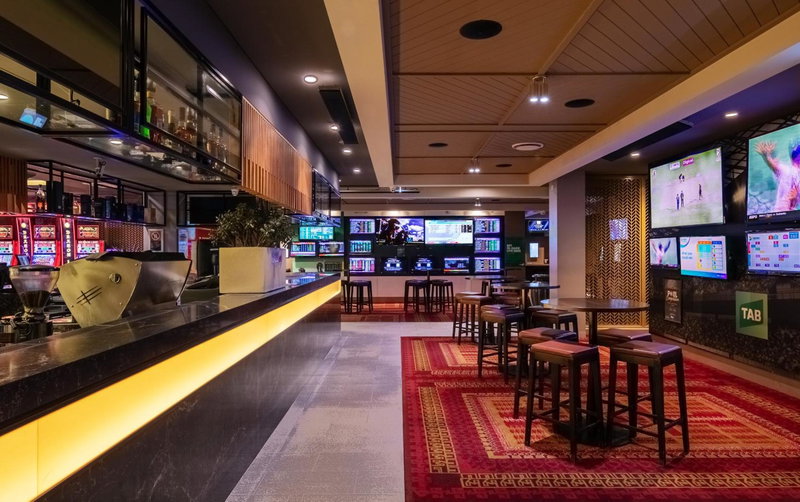 Palms Hotel, Greenacre, Australia