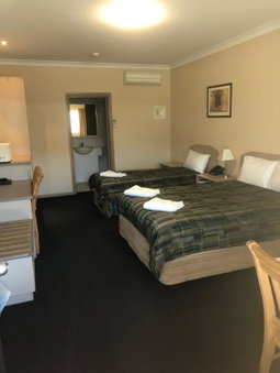 The Bakehouse Motel, Goulburn, Australia