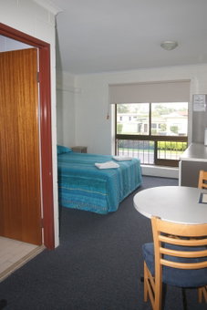 Cedar Lodge Motel, Kirwan, Australia