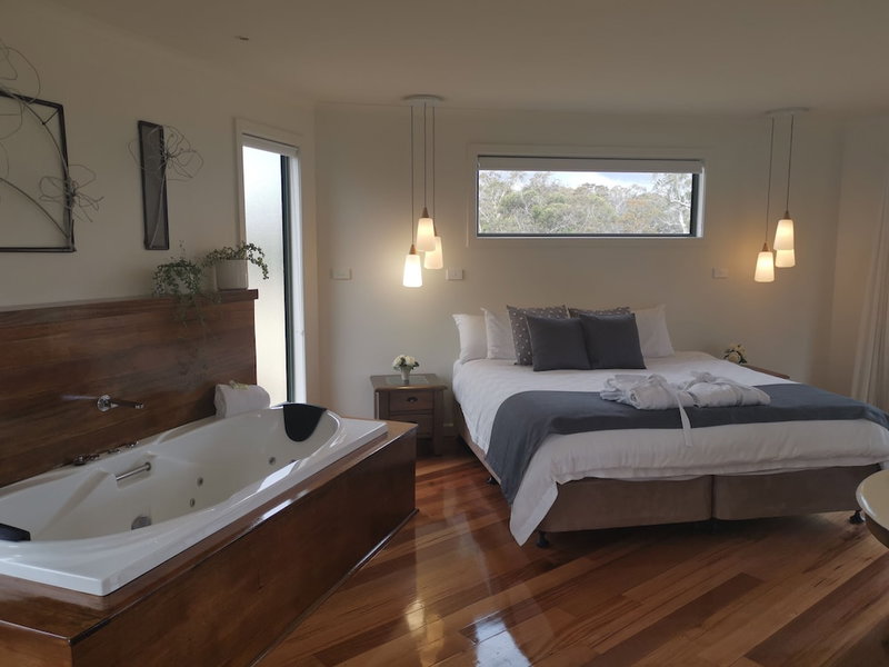 Curringa Farm, Hamilton, Australia