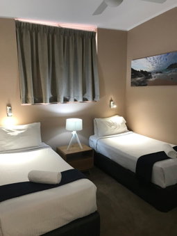 Ocean Breeze Motel, Port Macquarie, Australia