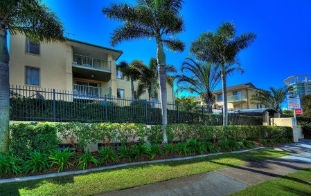 Bila Vista Holiday Apartments, Banora Point, Australia