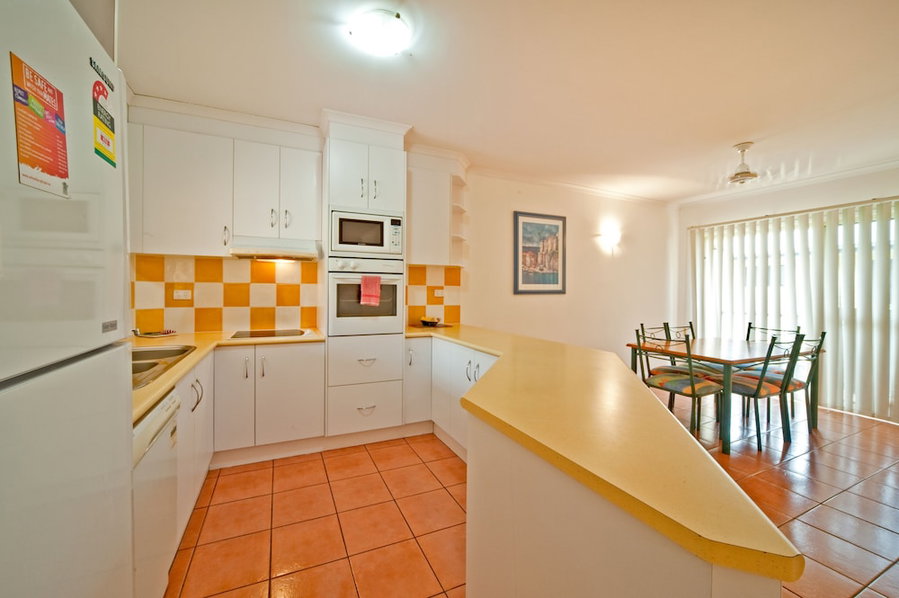 at Beach Court Holiday Villas, Cannonvale, Australien
