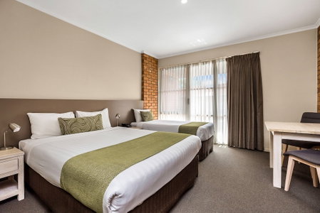 National Hotel Complex and Bendigo Central Apartments, Bendigo, Australia