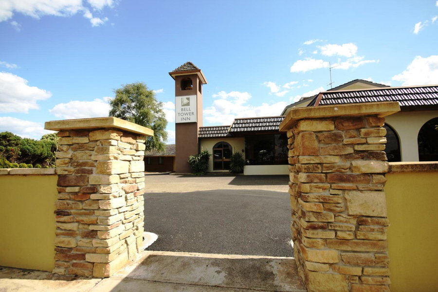 Bell Tower Inn, Wendouree, Australia