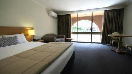 Bell Tower Inn, Wendouree, Australia