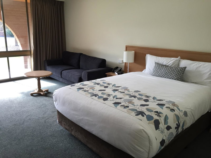 Bell Tower Inn, Wendouree, Australia
