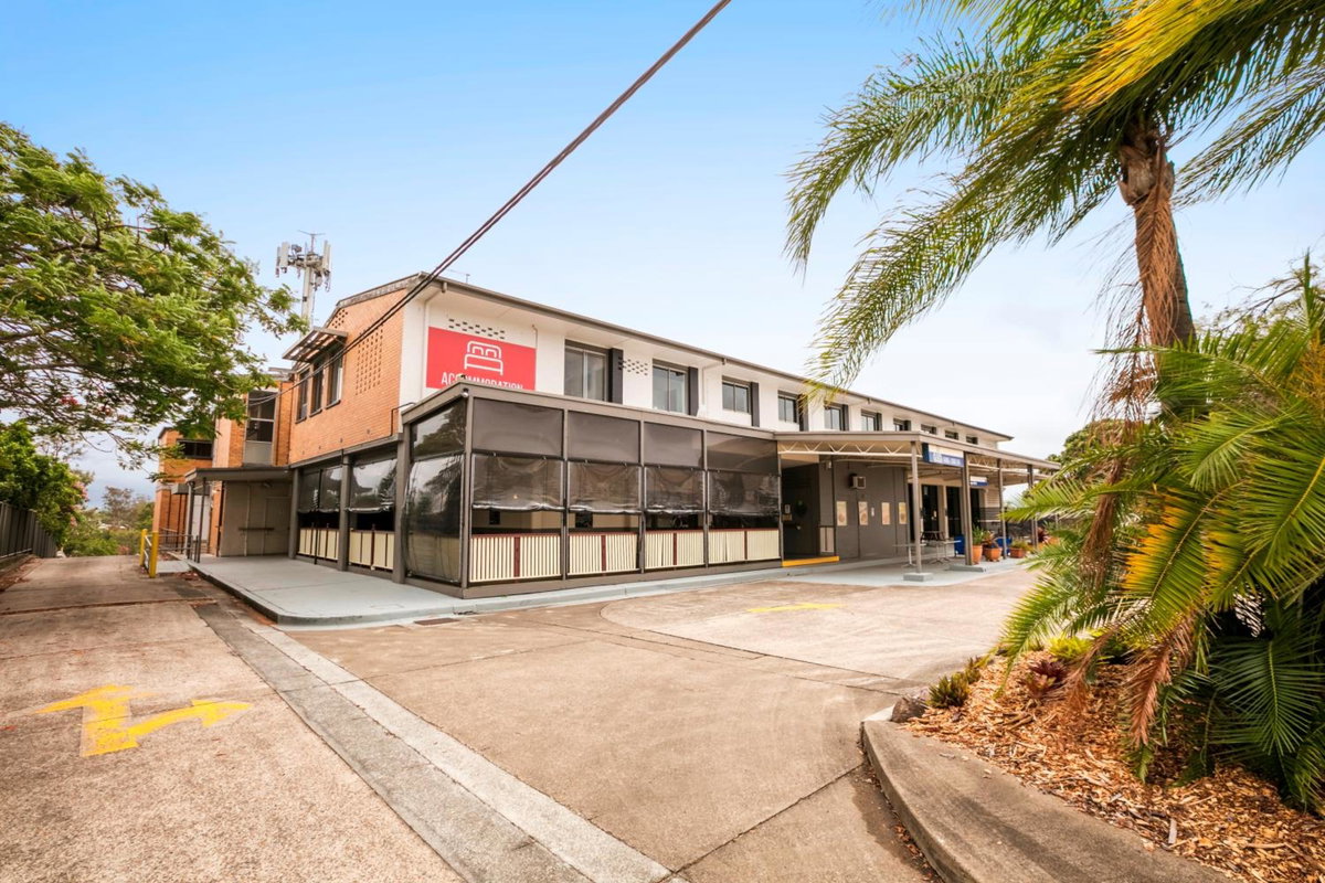 Hôtel · Nightcap at Camp Hill Hotel, Carindale
