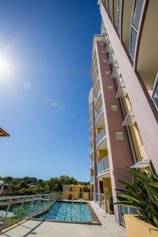 Hotel Gloria, Rochedale South, Australia