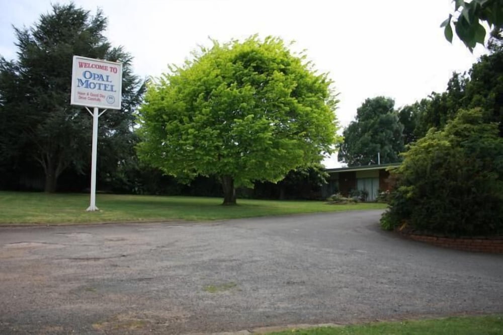 Hotel · Opal Motel Leongatha, Leongatha