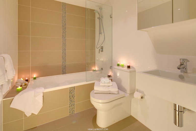 Zara Tower – Luxury Suites and Apartments, Surry Hills, Australie