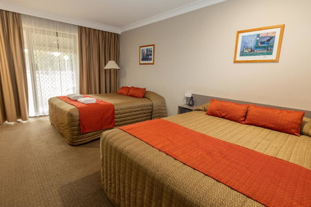 Club Inn Motel, West Wyalong, Australia