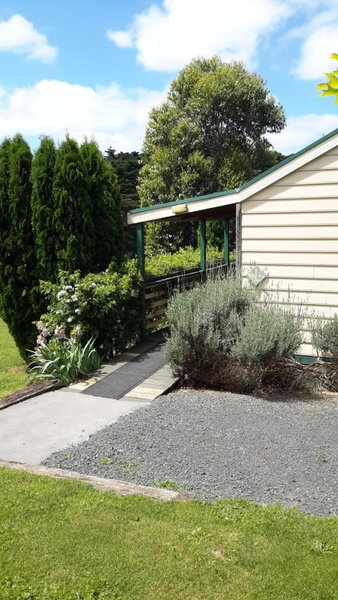 Neerim Country Cottages, Warragul, Australia