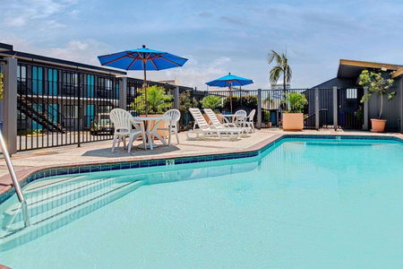 Travelodge by Wyndham LAX, El Segundo, États-Unis