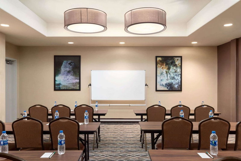 La Quinta by Wyndham Clovis CA, Clovis, Vereinigte Staaten