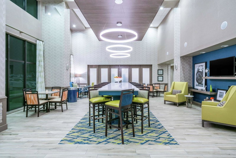 Hampton Inn & Suites Glenarden/Washington DC, Largo, United States