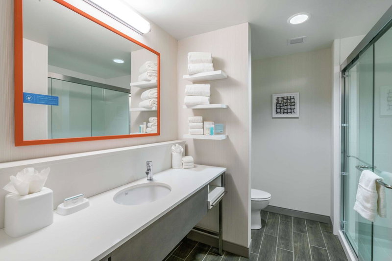 Hampton Inn & Suites Glenarden/Washington DC, Largo, United States
