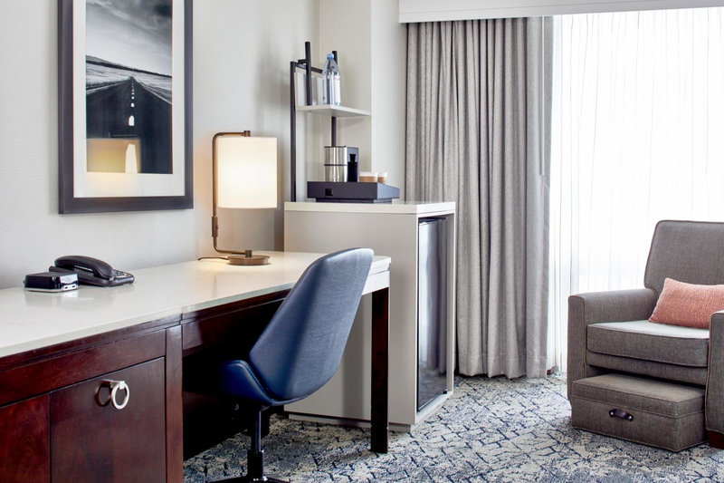 Sheraton Indianapolis Hotel at Keystone Crossing, Broad Ripple, United States