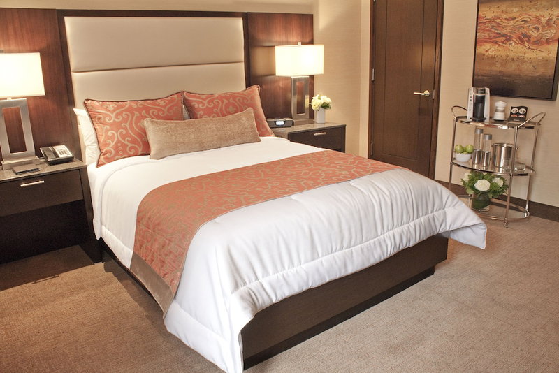 The Pearl New York, Hell's Kitchen, Соединённые Штаты