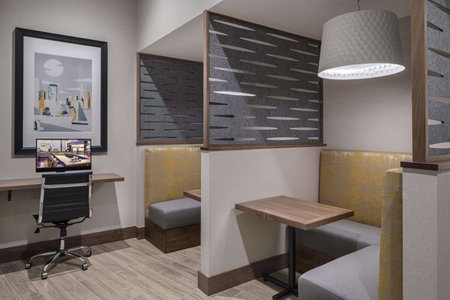 Hampton Inn Boston Woburn, Stoneham, United States