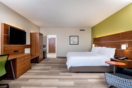 Holiday Inn Express & Suites Santa Ana - Orange County by IHG, Tustin, United States