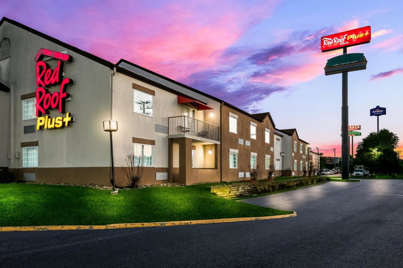 Red Roof Inn PLUS+ & Suites Knoxville West - Cedar Bluff, Knoxville, États-Unis