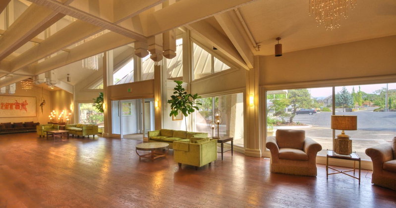 Ashland Hills Hotel & Suites, Ashland, United States
