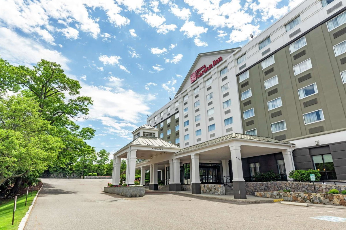 Hotel · Hilton Garden Inn Boston Waltham, Waltham