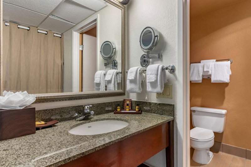 Best Western Plus Garden Court Inn, Fremont, United States