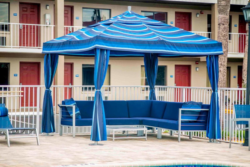 Hotel South Tampa & Suites, Tampa, United States