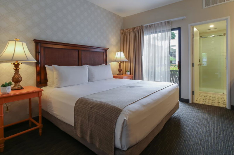 Oxford Suites Pismo Beach, Arroyo Grande, United States